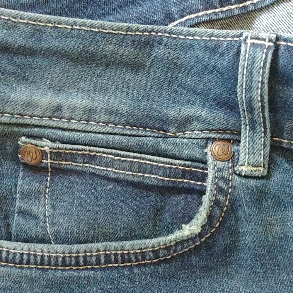RARE Wrangler Premium Patch Retro Mae Jeans 👖Size 11 x 34 - Picture 8 of 10